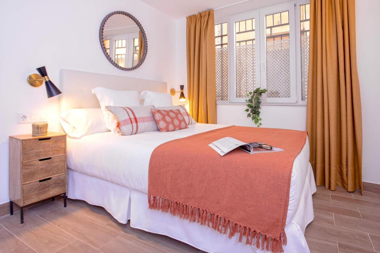 Genteel Home Pajaritos 17 Севиля Екстериор снимка